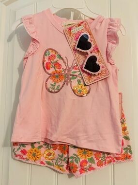 Cute Btween girls size 5 pink floral shorts shirt set sequin butterfly floral